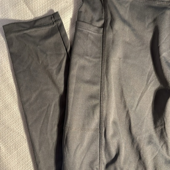 Legging Park Gray High Waisted Leggings with White Stripes Size Small - Picture 5 of 7